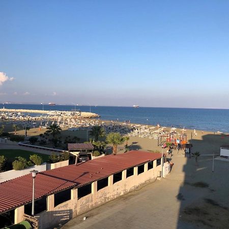 Beach Apartment Mackenzie, Ларнака Екстериор снимка